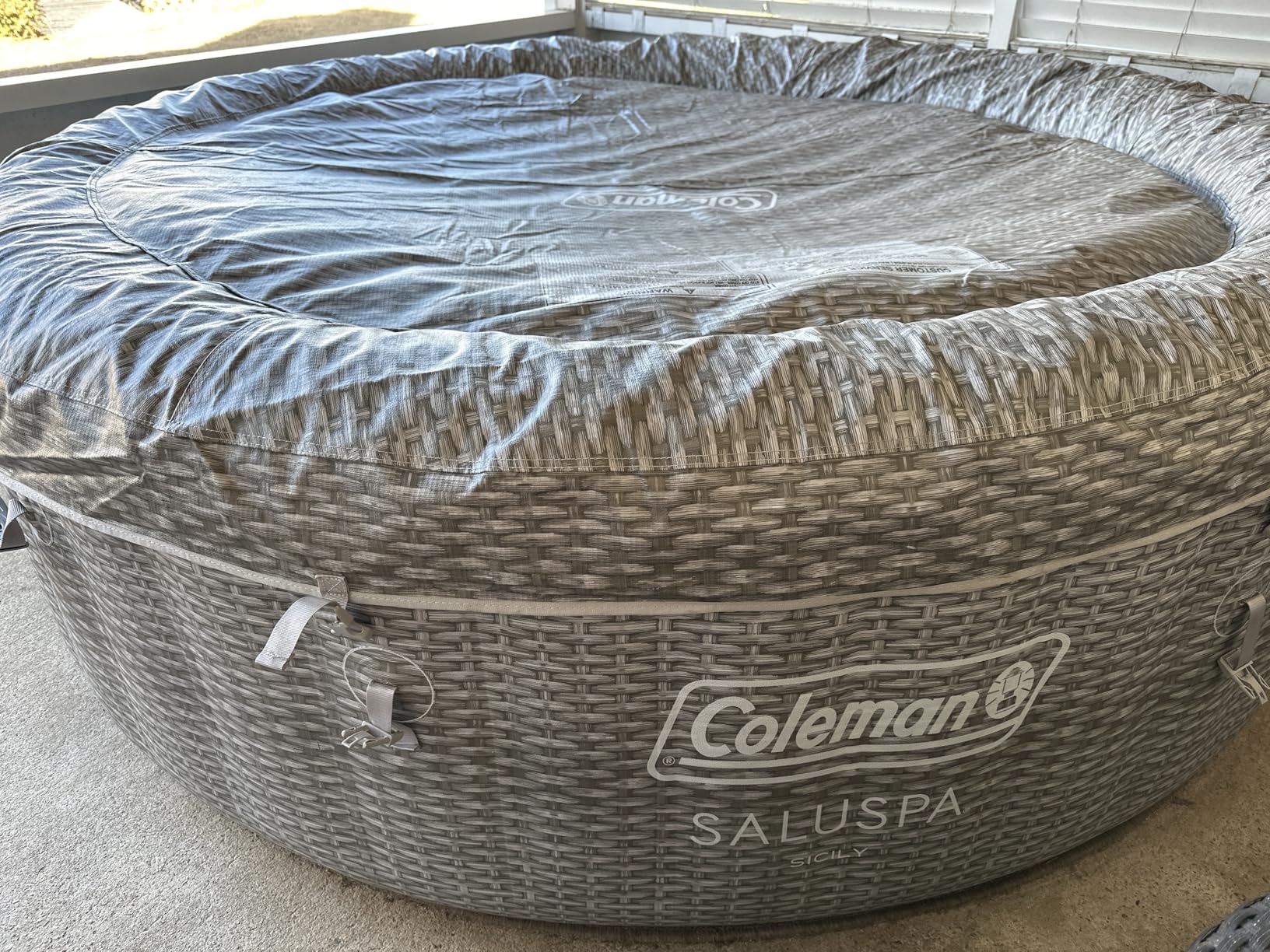 Coleman SaluSpa Sicily Energy-Efficient 5-7 Person Inflatable Hot Tub | Smart AirJet Portable Outdoor Spa, EnergySense Insulated Cover, Freeze Shield Technology, 180 Soothing Jets, 85