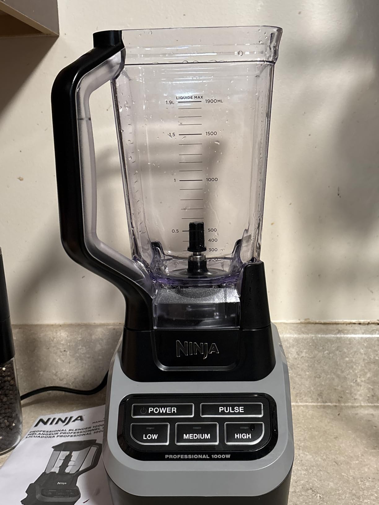 Ninja BR201AMZ Professional Blender 2.0, 1200 Watts, Auto-iQ Program, Total Crushing Blades, 72-oz. Pitcher, 4 Manual Speeds for Smoothies, Shakes, and Frozen Drinks, Dishwasher-Safe Parts, Dark Grey Customer Review Ninja BR201AMZ Professional Blender 2.0, 1200 Watts, Auto-iQ Program, Total Crushing Blades, 72-oz. Pitcher, 4 Manual Speeds for Smoothies, Shakes, and Frozen Drinks, Dishwasher-Safe Parts, Dark Grey - Customer Photo 1