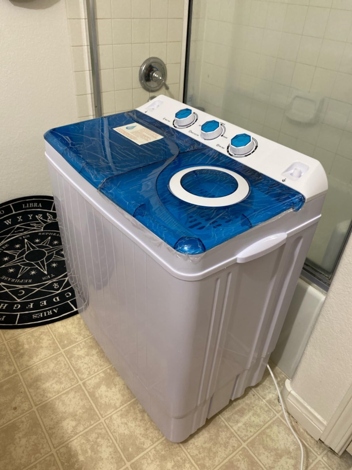 COSTWAY Portable Washing Machine, Twin Tub 26lbs Capacity Laundry, 18lbs Washer and 8lbs Spinner Combo with Timer Knobs, Built-in Drain Pump, Compact Washer for Home Dorm Apartment (Grey+White) Customer Review COSTWAY Portable Washing Machine, Twin Tub 26lbs Capacity Laundry, 18lbs Washer and 8lbs Spinner Combo with Timer Knobs, Built-in Drain Pump, Compact Washer for Home Dorm Apartment (Grey+White) - Customer Photo 2