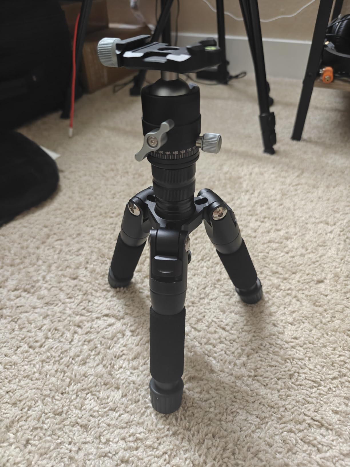 SmallRig VT-20 Aluminum Mini Tripod, 20