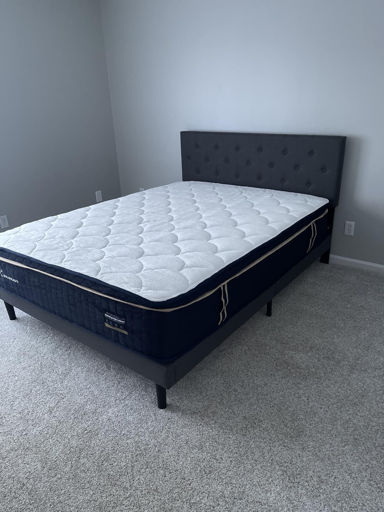 HAOARA Full Size Platform Bed Frame with Upholstered Button Tufted Headboard, Mattress Foundation with Wooden Slat Support, Noise Free, No Box Spring Needed, Easy Assembly, Dark Grey Customer Review HAOARA Full Size Platform Bed Frame with Upholstered Button Tufted Headboard, Mattress Foundation with Wooden Slat Support, Noise Free, No Box Spring Needed, Easy Assembly, Dark Grey - Customer Photo 1