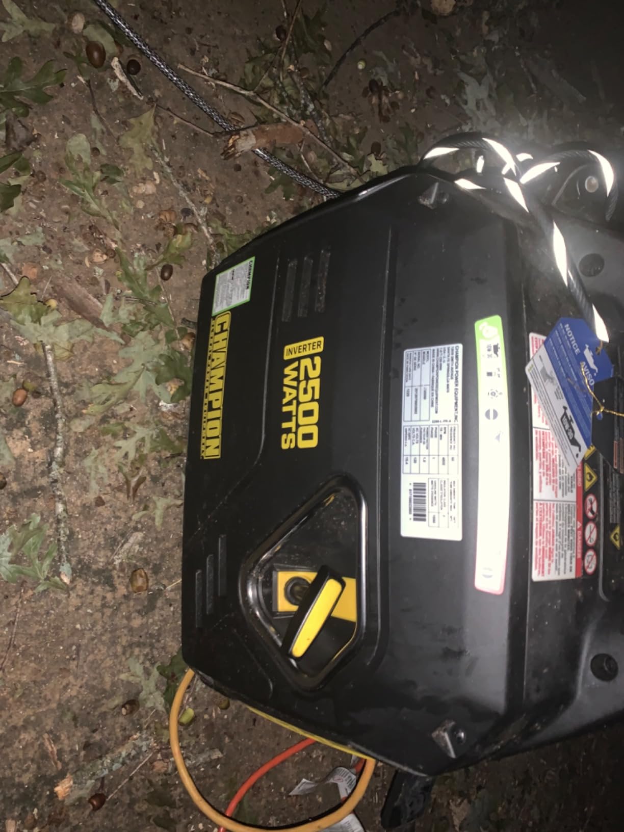 Champion Power Equipment 2500-Watt Ultralight Portable Inverter Generator with Quiet Technology and CO Shield - Customer Photo 2