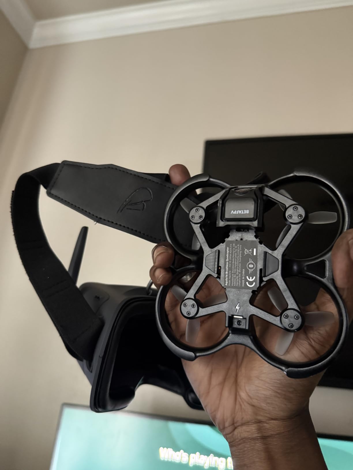 BETAFPV Aquila16 FPV Kit with LiteRadio 2 SE Transmitter for Simulator, VR03 Goggles with DVR Recording Function, 3 Flight Modes customer photo 2