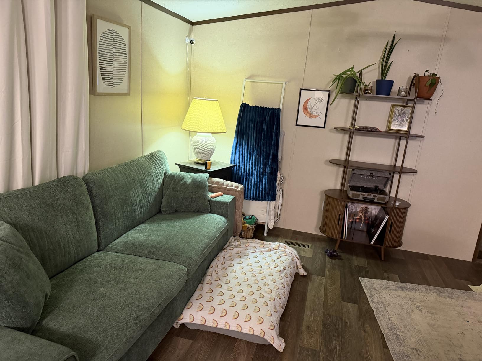 DOPEDIO Modern Loveseat Sofa for Living Room, Chenille Recliner, Removable Cover, Spring Cushions, Solid Wood Frame Customer Review DOPEDIO Modern Loveseat Sofa for Living Room, Chenille Recliner, Removable Cover, Spring Cushions, Solid Wood Frame - Customer Photo 1