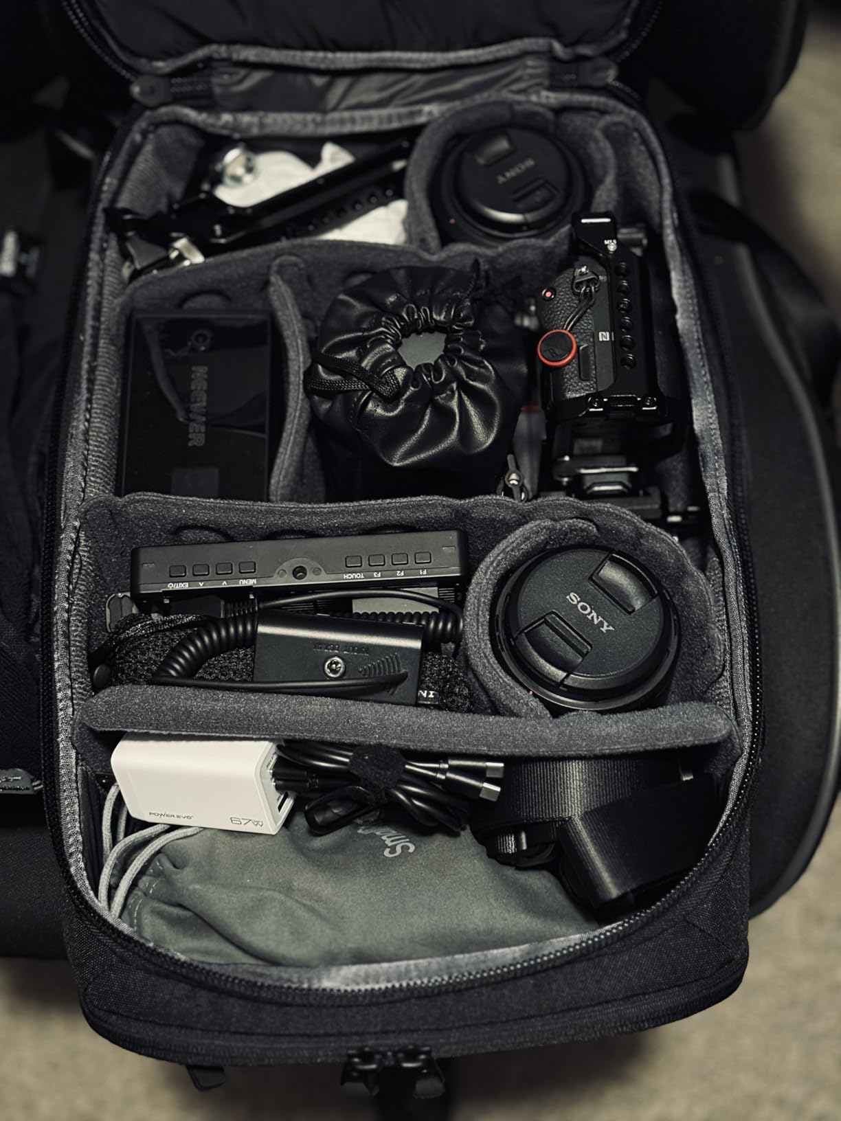 NOMATIC Luma Camera Pack 18L - Camera Backpack Designed by Peter McKinnon - Camera Bag for Photographers (Black) Customer Review NOMATIC Luma Camera Pack 18L - Camera Backpack Designed by Peter McKinnon - Camera Bag for Photographers (Black) - Customer Photo 2