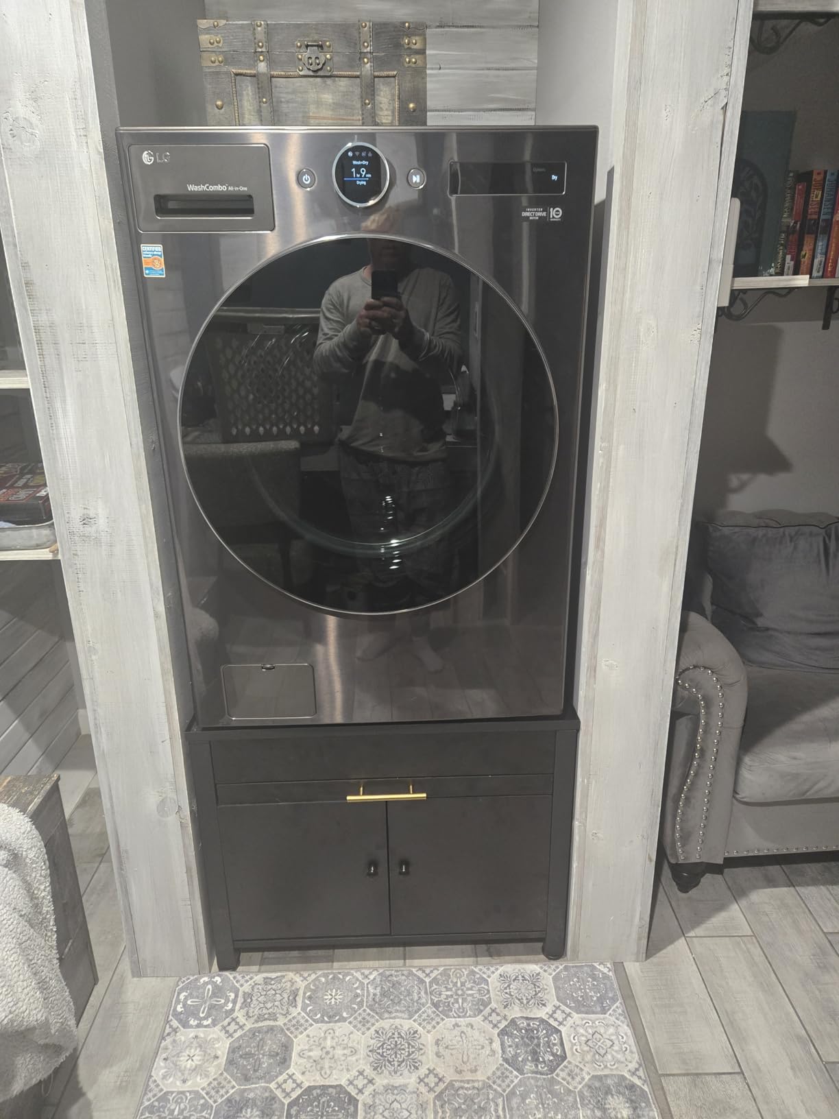 LG 5.0 cu. ft. Mega Capacity Smart Front Load Electric All-in-One Washer Dryer Combo with TurboWash360 WiFi in Black Steel Customer Review LG 5.0 cu. ft. Mega Capacity Smart Front Load Electric All-in-One Washer Dryer Combo with TurboWash360 WiFi in Black Steel - Customer Photo 1