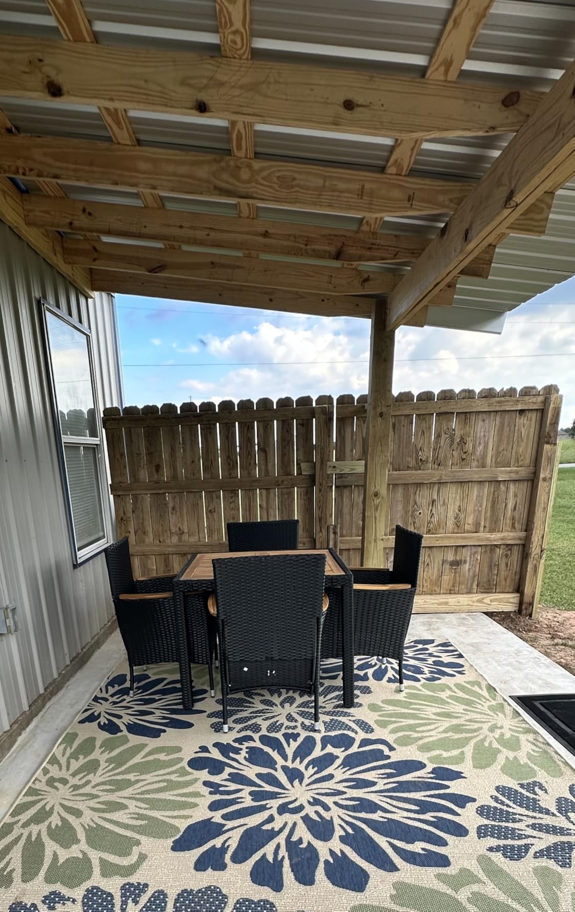 Tangkula 5 Pieces Patio Dining Table Set for 4, Rattan Conversation Set with Umbrella Hole, Seat Cushions & Acacia Wood Tabletop, Outdoor Dining Table with 4 Chairs for Backyard, Poolside & Deck Customer Review Tangkula 5 Pieces Patio Dining Table Set for 4, Rattan Conversation Set with Umbrella Hole, Seat Cushions & Acacia Wood Tabletop, Outdoor Dining Table with 4 Chairs for Backyard, Poolside & Deck - Customer Photo 1