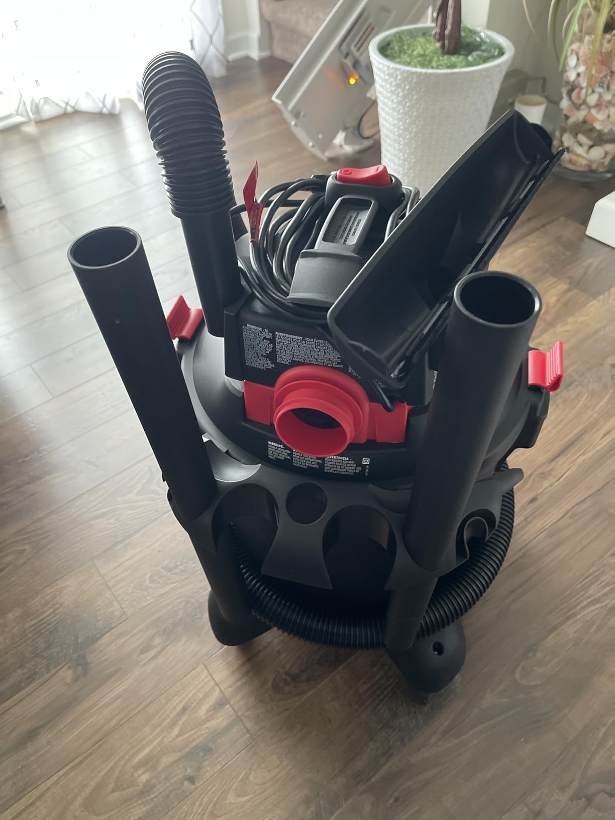Shop-Vac 5761011 10 Gallon Wet/Dry Shop Vacuum, 4.5 Peak HP, 1.5 Inch Diameter x 7 Foot Hose, 12 Foot Cord, Ideal for Home, Garage, and Workshop Cleaning Customer Review Shop-Vac 5761011 10 Gallon Wet/Dry Shop Vacuum, 4.5 Peak HP, 1.5 Inch Diameter x 7 Foot Hose, 12 Foot Cord, Ideal for Home, Garage, and Workshop Cleaning - Customer Photo 1