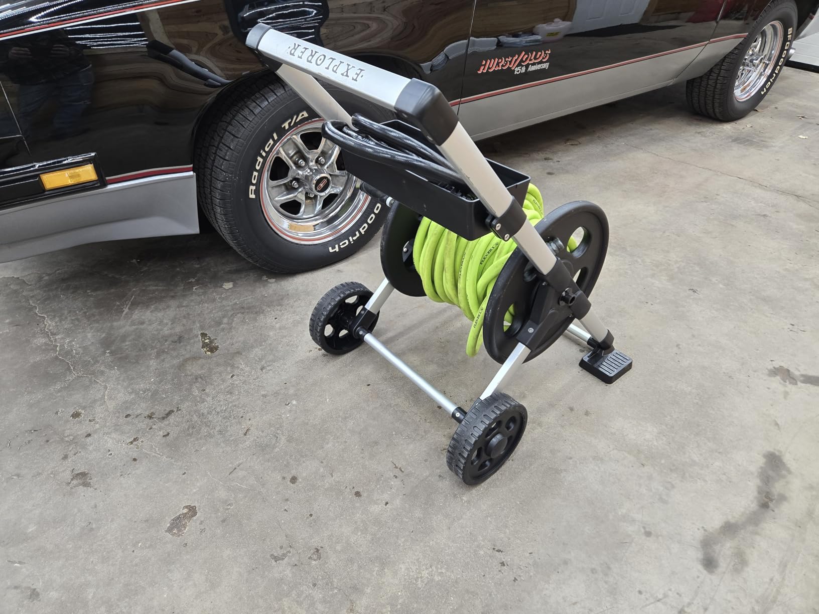 Liberty Garden 304 Explorer Two Wheel Hose Reel Cart, Aluminum, Holds 250-feet of 5/8