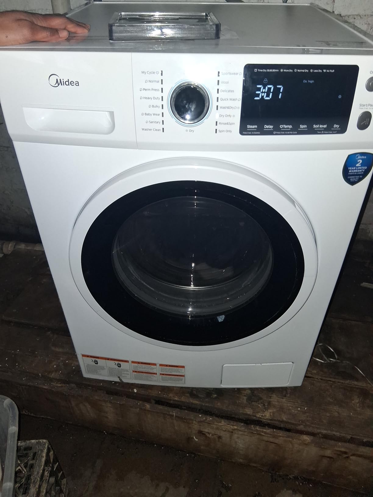 Midea 24 Inch Washer and Dryer Combo, All in One Washer and Dryer 2.7 cu.ft 26lbs, Ventless Washing Machine, Steam Care, Overnight Dry, 1400 RPM, 16 Cycles Front Load Washer, Full-Automatic, White Customer Review Midea 24 Inch Washer and Dryer Combo, All in One Washer and Dryer 2.7 cu.ft 26lbs, Ventless Washing Machine, Steam Care, Overnight Dry, 1400 RPM, 16 Cycles Front Load Washer, Full-Automatic, White - Customer Photo 2