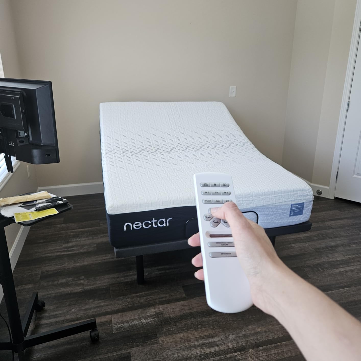 Nectar Premier Adjustable Base - Queen - Head & Foot Incline - Wireless Remote with Memory- 3 Massage Settings - 4 USB Ports - Anti-Snore & Zero Gravity - Customer Photo 3