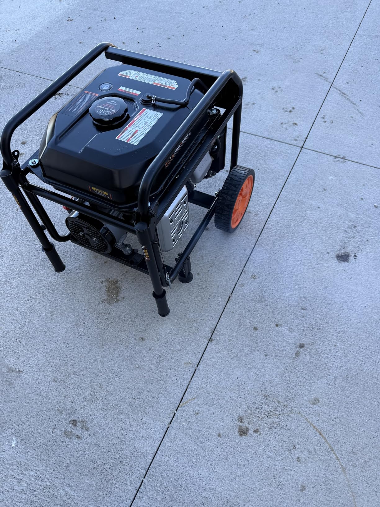 WEN 5,600-Watt Dual Fuel Portable Generator with Wheel Kit, Electric Start, and CO Watchdog (DF5600X) Customer Review WEN 5,600-Watt Dual Fuel Portable Generator with Wheel Kit, Electric Start, and CO Watchdog (DF5600X) - Customer Photo 1