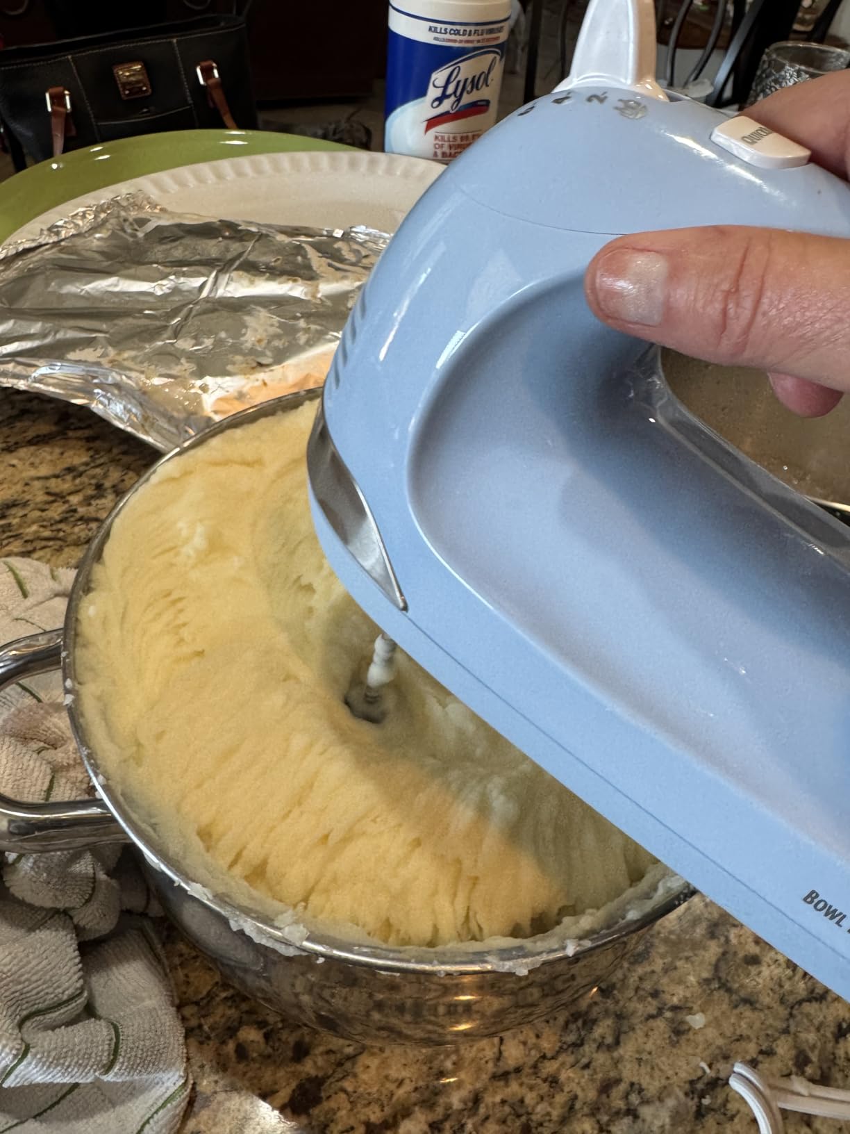 Hamilton Beach 6-Speed Electric Hand Mixer with Whisk, Dough Hooks and Easy Clean Beaters, Powerful 275 Watt Motor, Snap-On Storage Case, Blue Customer Review Hamilton Beach 6-Speed Electric Hand Mixer with Whisk, Dough Hooks and Easy Clean Beaters, Powerful 275 Watt Motor, Snap-On Storage Case, Blue - Customer Photo 1