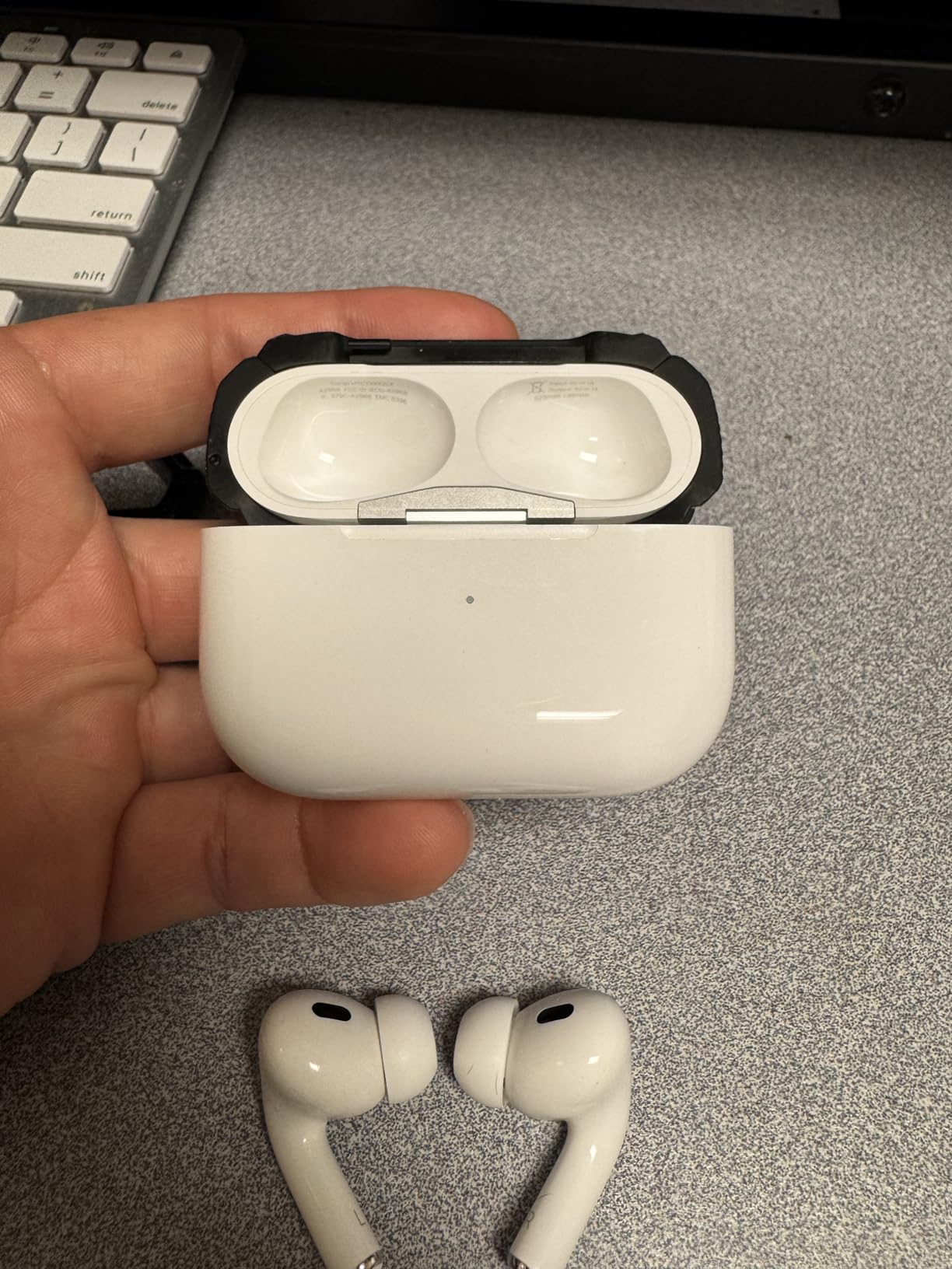 Apple AirPods Pro 2 Wireless Earbuds, Active Noise Cancellation, Hearing Aid Feature, Bluetooth Headphones, Transparency, Personalized Spatial Audio, High-Fidelity Sound, H2 Chip, USB-C Charging Customer Review Apple AirPods Pro 2 Wireless Earbuds, Active Noise Cancellation, Hearing Aid Feature, Bluetooth Headphones, Transparency, Personalized Spatial Audio, High-Fidelity Sound, H2 Chip, USB-C Charging - Customer Photo 1