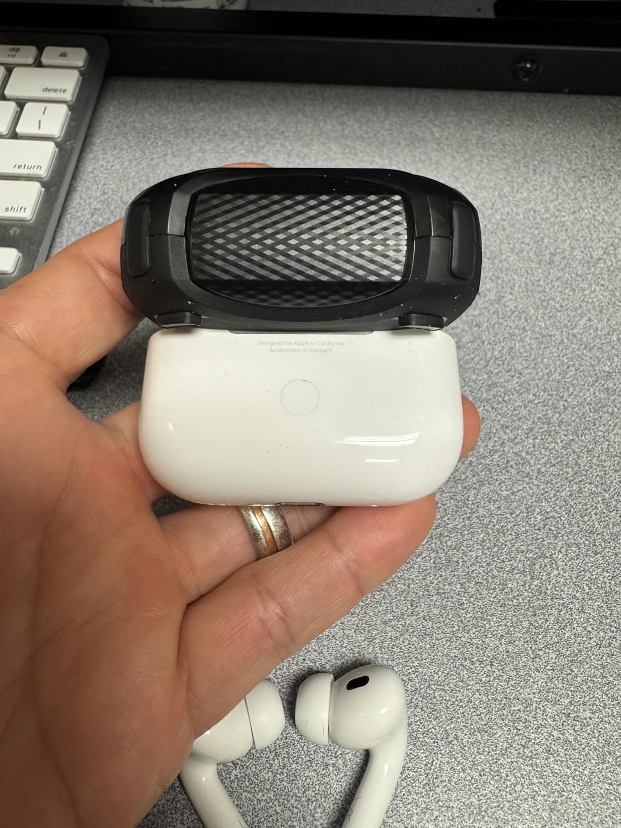 Apple AirPods Pro 2 Wireless Earbuds, Active Noise Cancellation, Hearing Aid Feature, Bluetooth Headphones, Transparency, Personalized Spatial Audio, High-Fidelity Sound, H2 Chip, USB-C Charging Customer Review Apple AirPods Pro 2 Wireless Earbuds, Active Noise Cancellation, Hearing Aid Feature, Bluetooth Headphones, Transparency, Personalized Spatial Audio, High-Fidelity Sound, H2 Chip, USB-C Charging - Customer Photo 3