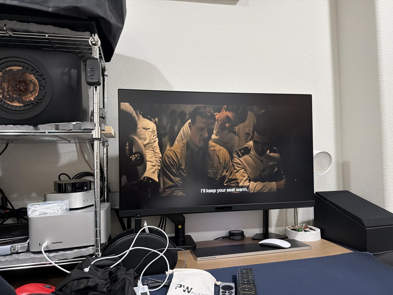 BenQ MOBIUZ EX321UX 32 1152-zone Mini LED 4K eARC 144Hz 1ms DP2.1 Gaming Monitor, USB-C, HDMI 2.1, 99% P3 & Adobe RGB, DisplayHDR 1000, Freesync Premium Pro, KVM, Pixsoul Engine, Remote Controller Customer Review BenQ MOBIUZ EX321UX 32 1152-zone Mini LED 4K eARC 144Hz 1ms DP2.1 Gaming Monitor, USB-C, HDMI 2.1, 99% P3 & Adobe RGB, DisplayHDR 1000, Freesync Premium Pro, KVM, Pixsoul Engine, Remote Controller - Customer Photo 1