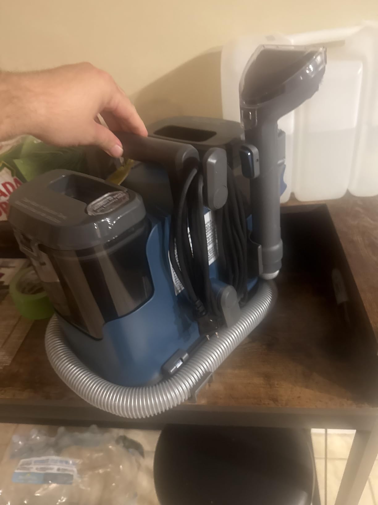 Vacmaster SCB301 400 Series Portable Carpet & Upholstery Spot Cleaner Machine, 15Kpa Power Suction with Versatile Tools for Pets, Area Rugs and Couches Customer Review Vacmaster SCB301 400 Series Portable Carpet & Upholstery Spot Cleaner Machine, 15Kpa Power Suction with Versatile Tools for Pets, Area Rugs and Couches - Customer Photo 4