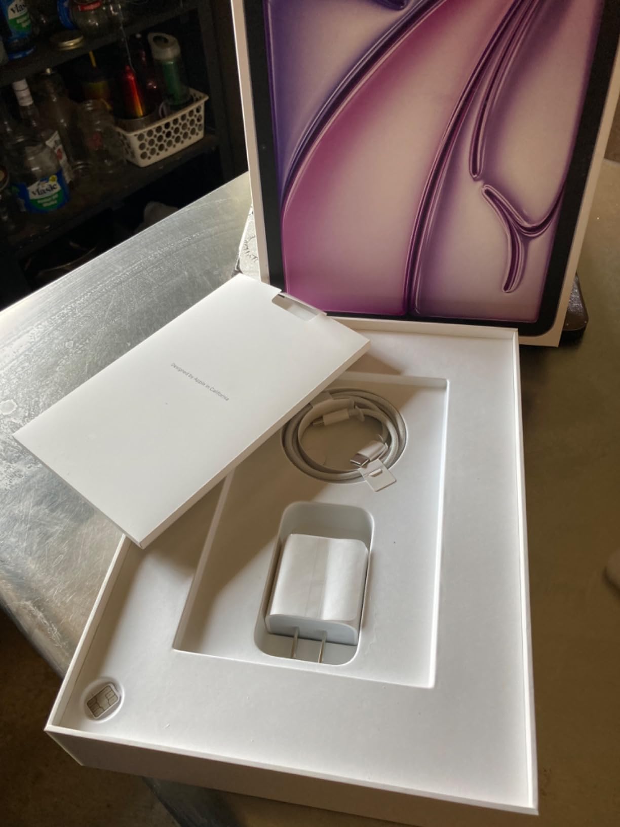 Apple iPad Air 11-inch (M2): Built for Apple Intelligence, Liquid Retina Display, 128GB, 12MP Front/Back Camera, Wi-Fi 6E, Touch ID, All-Day Battery Life — Space Gray - Customer Photo 2