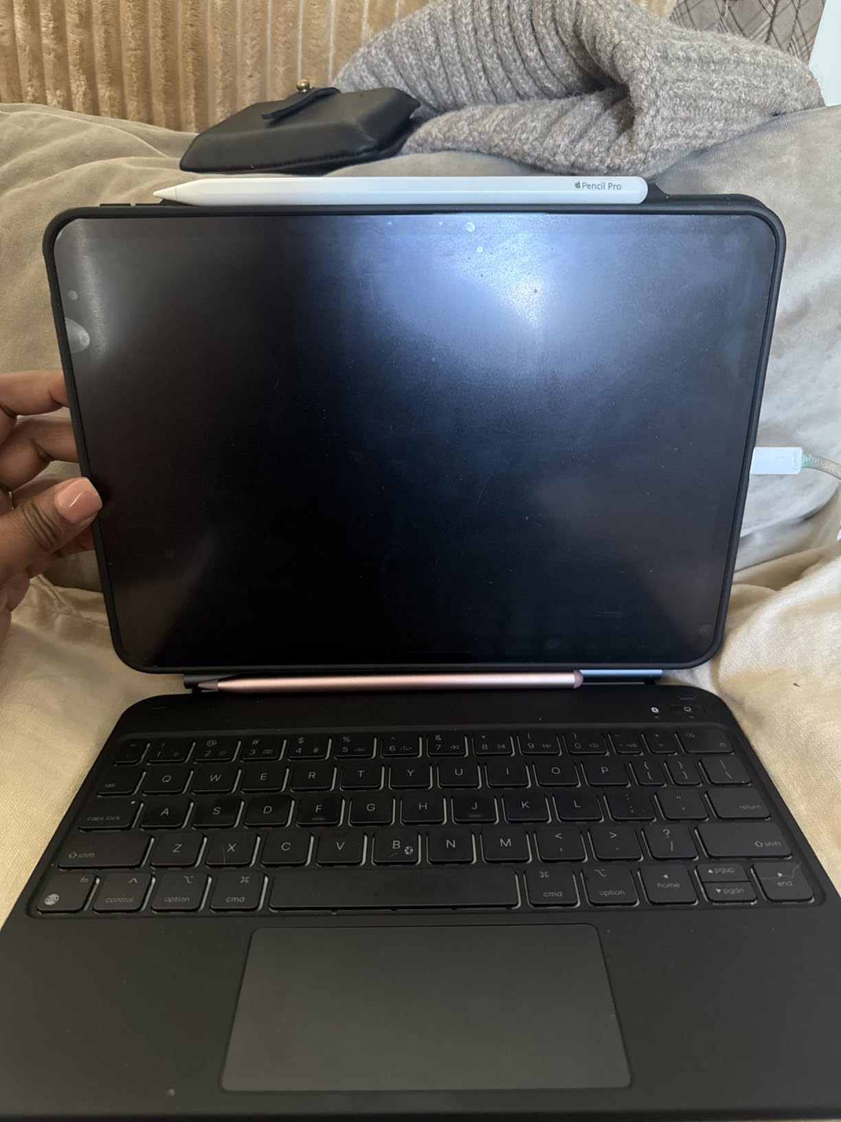 Apple iPad Pro 11-Inch (M4): Built for Apple Intelligence, Ultra Retina XDR Display, 256GB, 12MP Front/Back Camera, LiDAR Scanner, Wi-Fi 6E, Face ID, All-Day Battery Life — Space Black - Customer Photo 1