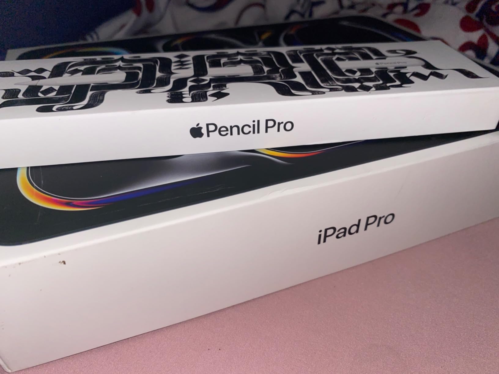 Apple iPad Pro 11-Inch (M4): Built for Apple Intelligence, Ultra Retina XDR Display, 256GB, 12MP Front/Back Camera, LiDAR Scanner, Wi-Fi 6E, Face ID, All-Day Battery Life — Space Black - Customer Photo 2