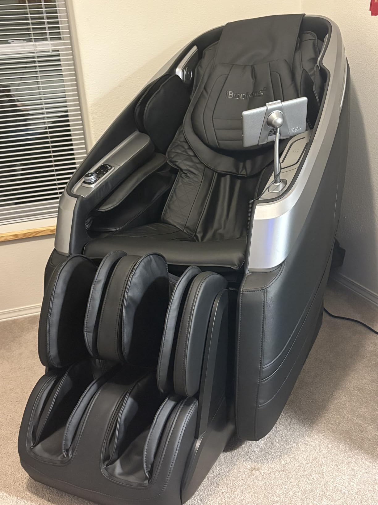 iBooMas P03 4D Zero Gravity Massage Chair, APP Control Massage Chairs Full Body with SL Track, Touch Screen Navigation, Yoga Stretch, Foot Roller, Heat, Airbags, Wireless Charger (Beige) - Customer Photo 2