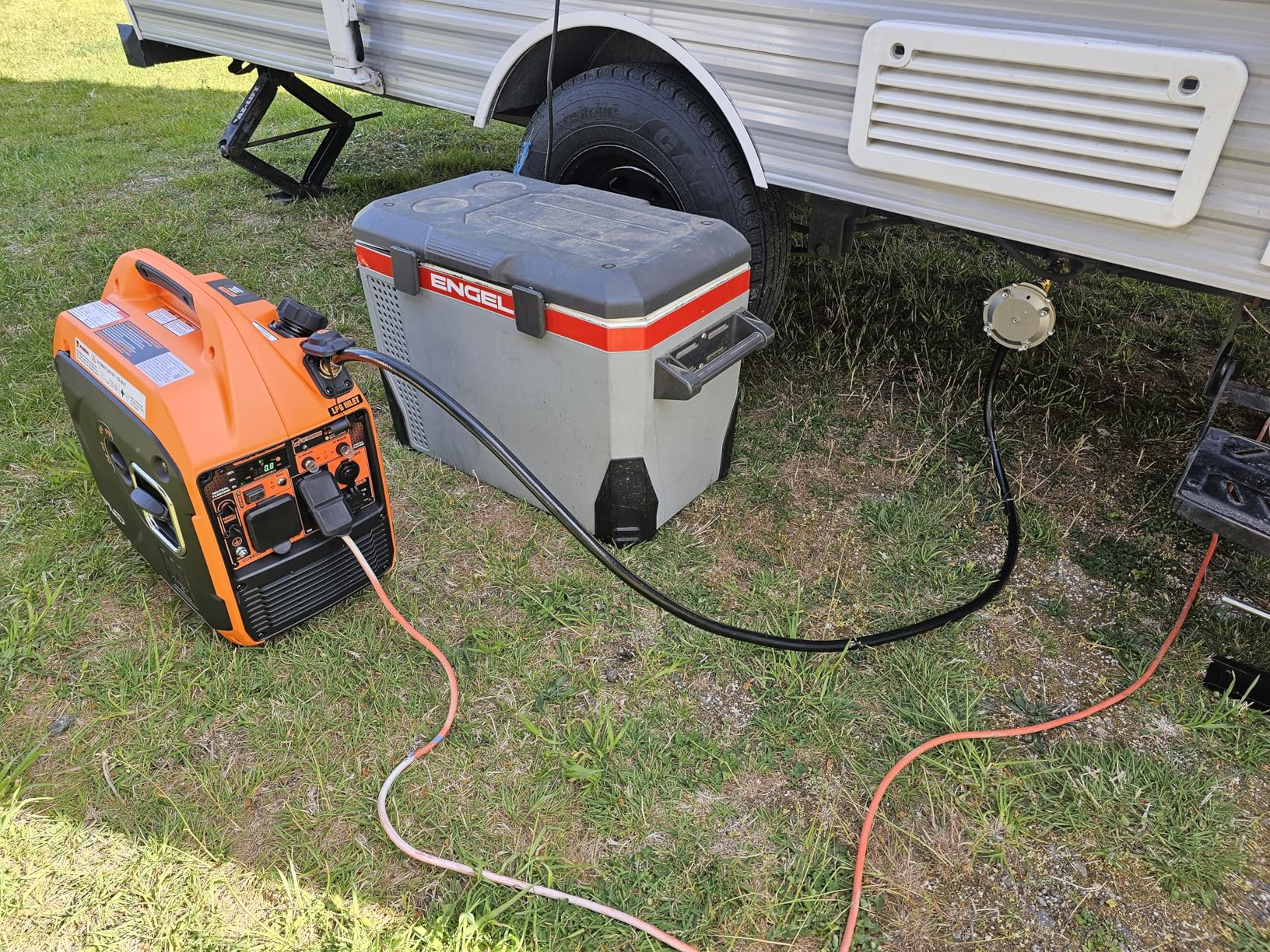 WEN Quiet and Lightweight 3600-Watt Dual Fuel RV-Ready Portable Inverter Generator with Fuel Shut Off and CO Watchdog (DF360iX) customer photo 1