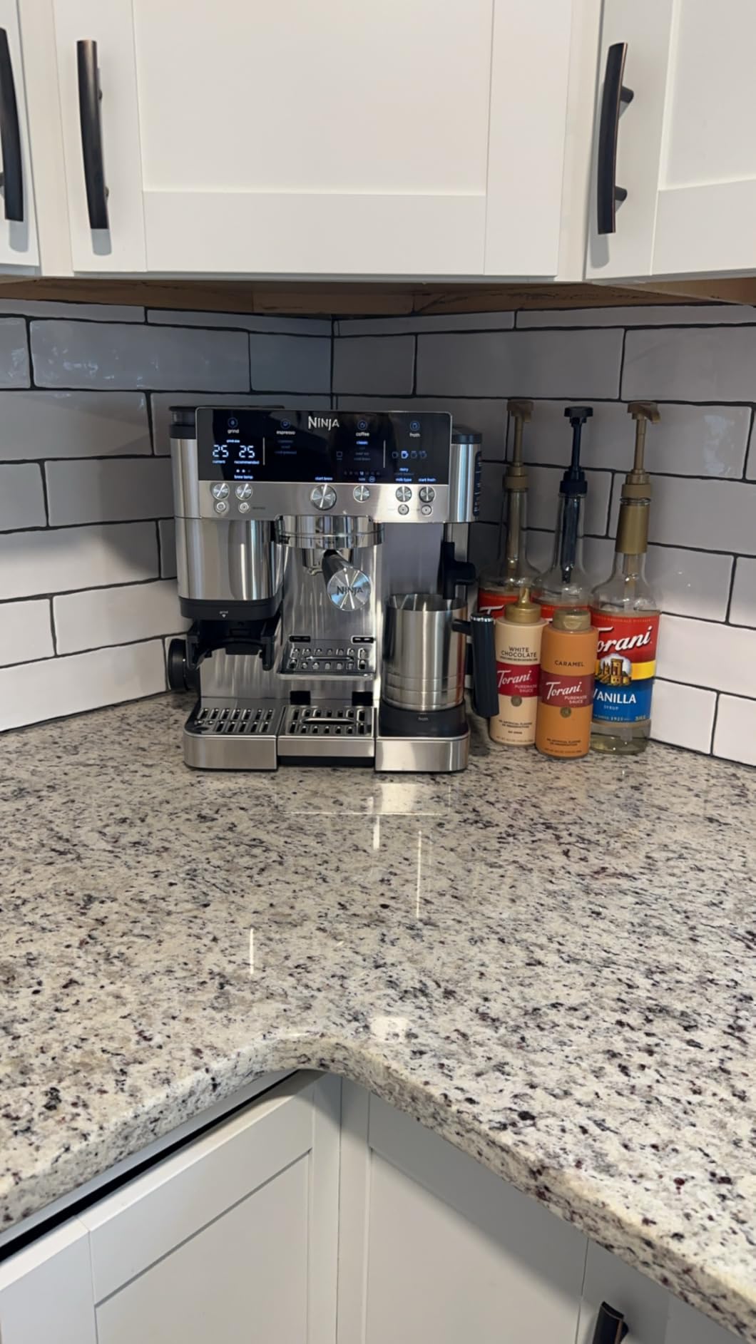 Ninja Luxe Café 3-in-1 Espresso, Drip Coffee and Cold Brew Machine | Integrated Coffee Grinder Customer Review Ninja Luxe Café 3-in-1 Espresso, Drip Coffee and Cold Brew Machine | Integrated Coffee Grinder - Customer Photo 2