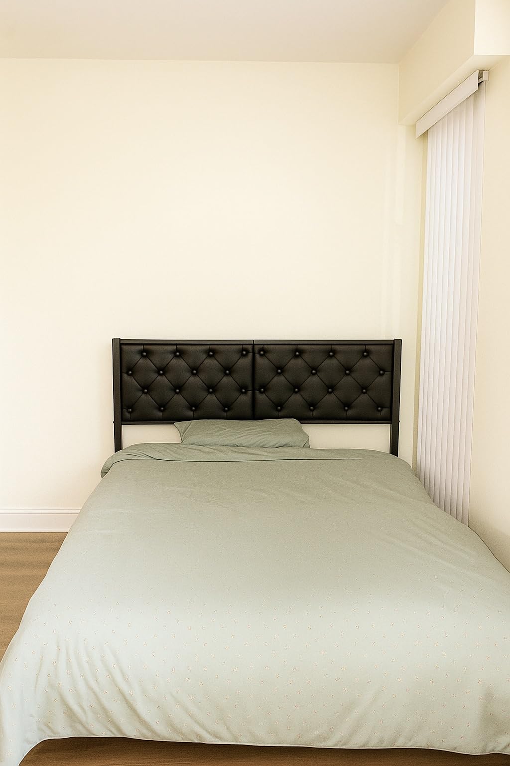 Fluest Queen Bed Frame with Headboard PU Leather Upholstered Bed Frame Platform,All Metal Slats Support Platform Bed Frame with Storage Space,Easy Assembly,Noise Free,No Box Spring Needed,Black Customer Review Fluest Queen Bed Frame with Headboard PU Leather Upholstered Bed Frame Platform,All Metal Slats Support Platform Bed Frame with Storage Space,Easy Assembly,Noise Free,No Box Spring Needed,Black - Customer Photo 1
