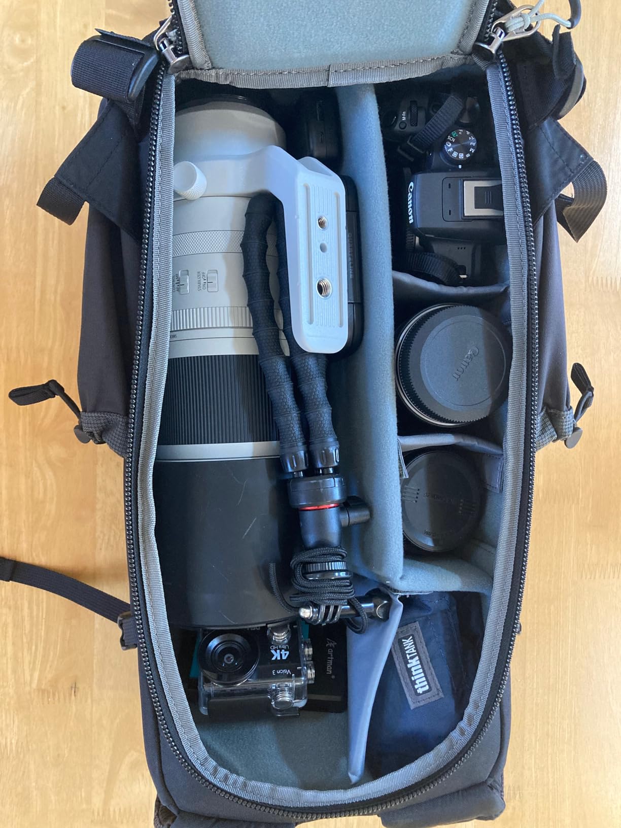 Think Tank Backlight Sprint Lightweight Slim Camera Daypack Backpack for DSLR, Mirrorless, Photography and Video - Slate Black Customer Review Think Tank Backlight Sprint Lightweight Slim Camera Daypack Backpack for DSLR, Mirrorless, Photography and Video - Slate Black - Customer Photo 1