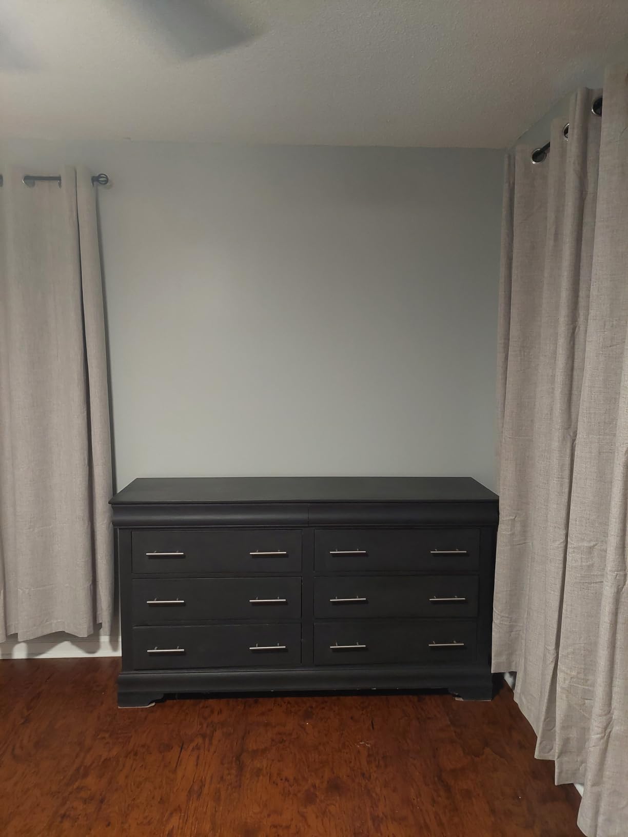 Magnolia Home by Joanna Gaines Classic Interior Wall, Ceiling, Trim Paint and Primer, Eggshell Finish, 1 Gallon - LUXE Customer Review Magnolia Home by Joanna Gaines Classic Interior Wall, Ceiling, Trim Paint and Primer, Eggshell Finish, 1 Gallon - LUXE - Customer Photo 1