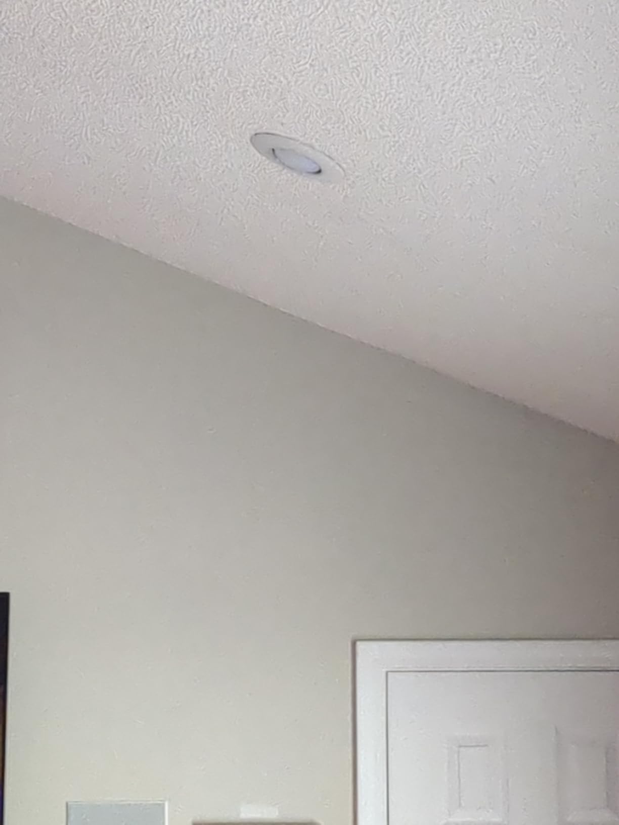 Magnolia Home by Joanna Gaines Classic Interior Wall, Ceiling, Trim Paint and Primer, Eggshell Finish, 1 Gallon - LUXE Customer Review Magnolia Home by Joanna Gaines Classic Interior Wall, Ceiling, Trim Paint and Primer, Eggshell Finish, 1 Gallon - LUXE - Customer Photo 2