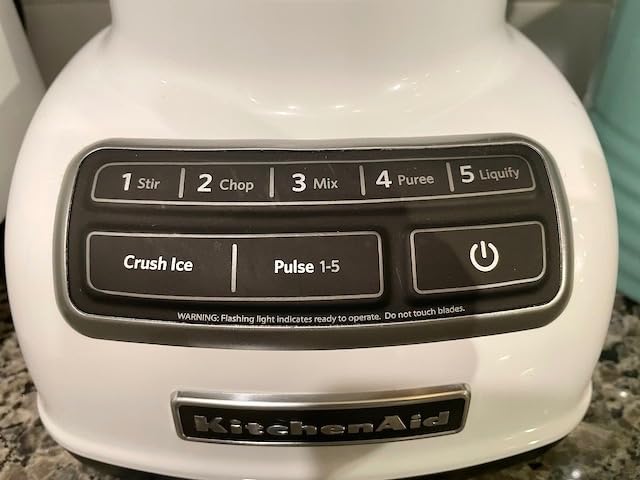 Vitamix Ascent X3 Blender with Three Blending Programs, Self-Cleaning Program, Professional-Grade Blender for Smoothies, Soups and More, Stainless-Steel Blades, 48 Oz Container, Shadow Black - Customer Photo 2