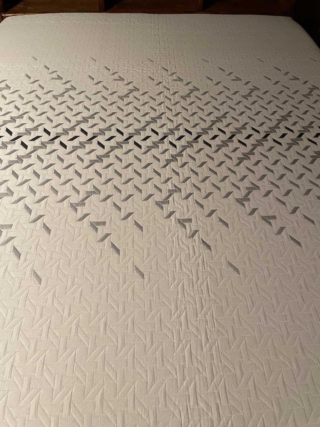 Nectar Classic Hybrid 12 Inch Queen Mattress - Medium Firm - Memory Foam & Innerspring Coils - Cooling Top Layer - Back Pain Relief - Mattress in a Box - 365-Night Trial & Forever Warranty - Customer Photo 1