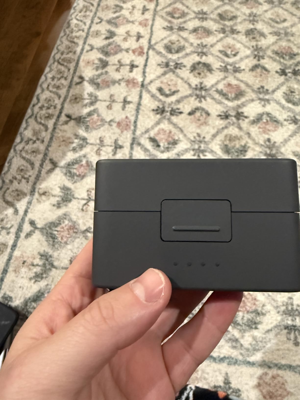 DJI Mic Mini (2 TX + 1 RX + Charging Case), Wireless Lavalier Microphone for iPhone/Camera/Android, Ultralight, Detail-Rich Audio, 48h Use, Noise Cancelling, Automatic Limiting, Vlog, Streaming Customer Review DJI Mic Mini (2 TX + 1 RX + Charging Case), Wireless Lavalier Microphone for iPhone/Camera/Android, Ultralight, Detail-Rich Audio, 48h Use, Noise Cancelling, Automatic Limiting, Vlog, Streaming - Customer Photo 2