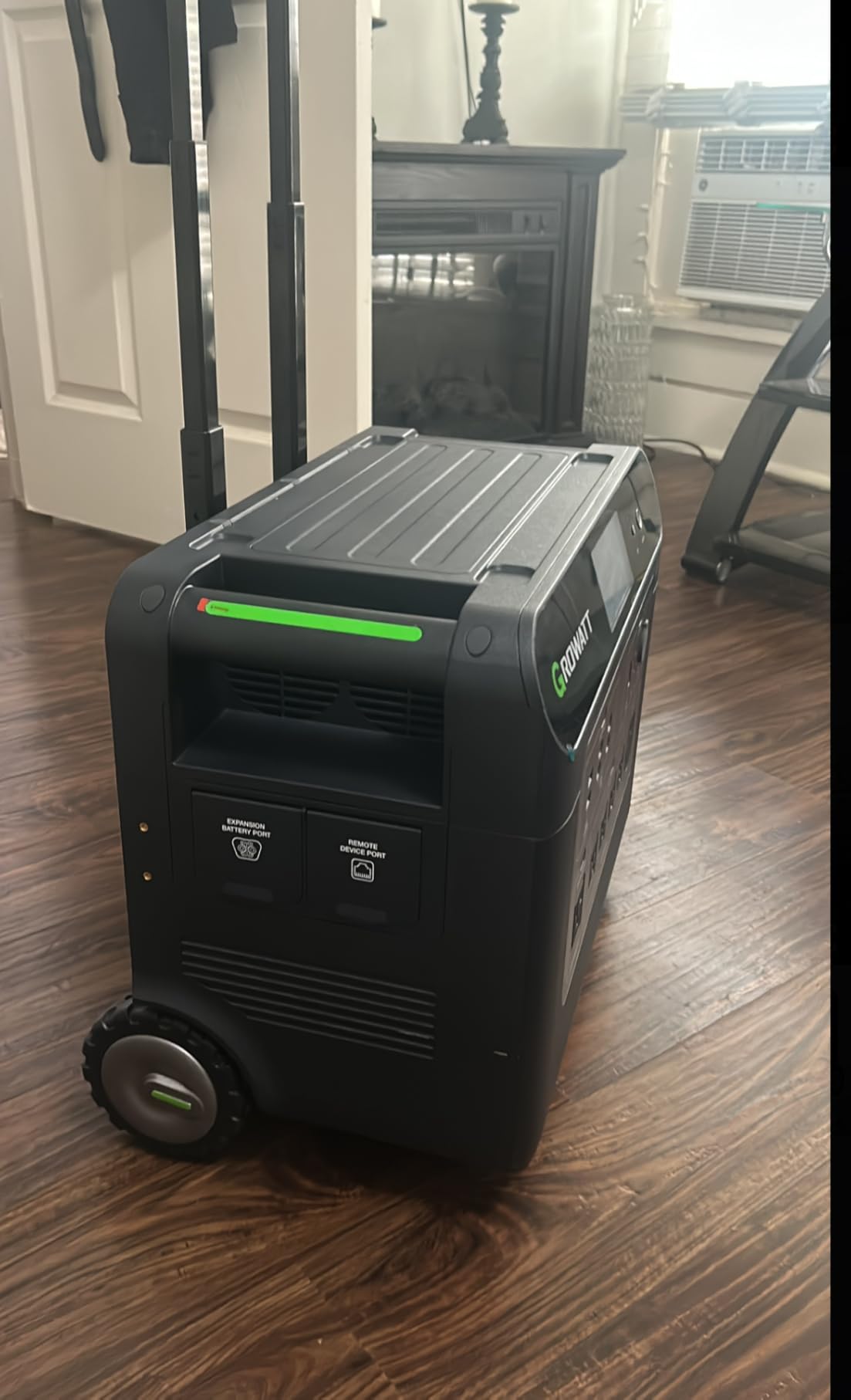 GROWATT HELIOS 3600 Portable Power Station and BP3600 Expansion Battery,7372Wh LiFePO4 Batteries 120V/240V 3600W AC Outpu Solar Generator for Home Backup, RVs, Power Outages, and Outdoor Camping Customer Review GROWATT HELIOS 3600 Portable Power Station and BP3600 Expansion Battery,7372Wh LiFePO4 Batteries 120V/240V 3600W AC Outpu Solar Generator for Home Backup, RVs, Power Outages, and Outdoor Camping - Customer Photo 2
