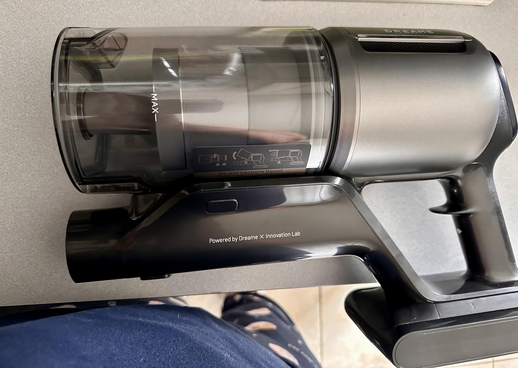 DREAME Z20 Cordless Vacuum Cleaner, Smart Vacuum Cleaner with 250AW Powerful Suction, Up to 90 Minutes Runtime, Versatile for All Surfaces, Handheld Feature for Hard Floors, Carpets & Sofas Customer Review DREAME Z20 Cordless Vacuum Cleaner, Smart Vacuum Cleaner with 250AW Powerful Suction, Up to 90 Minutes Runtime, Versatile for All Surfaces, Handheld Feature for Hard Floors, Carpets & Sofas - Customer Photo 2