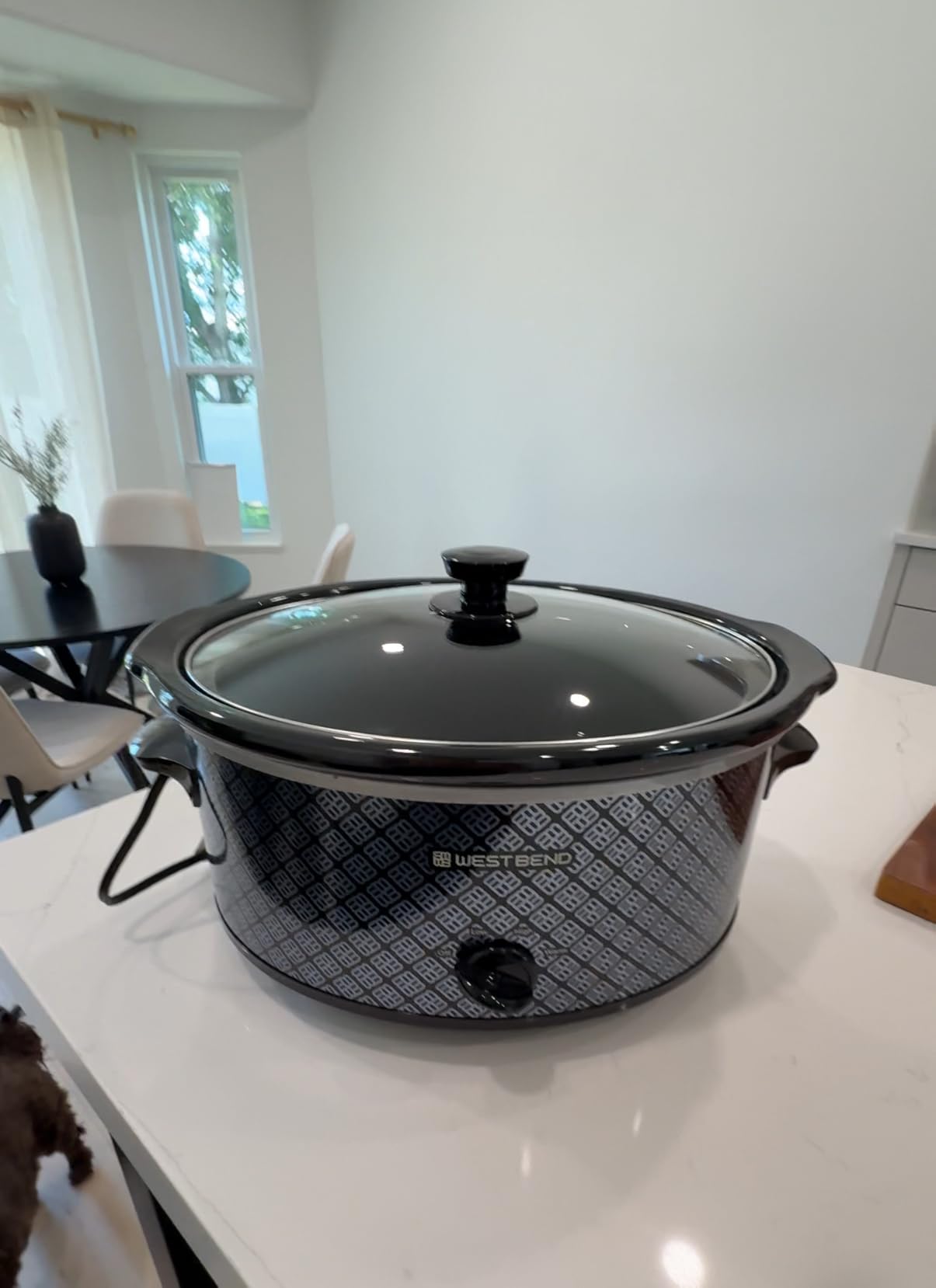 West Bend Slow Cooker 6-Quart Manual Crockery Style with Dishwasher Safe Oval Ceramic Crockpot and Glass Lid Two Temperature Settings Plus Keep Warm, 330-Watts, Black customer photo 2