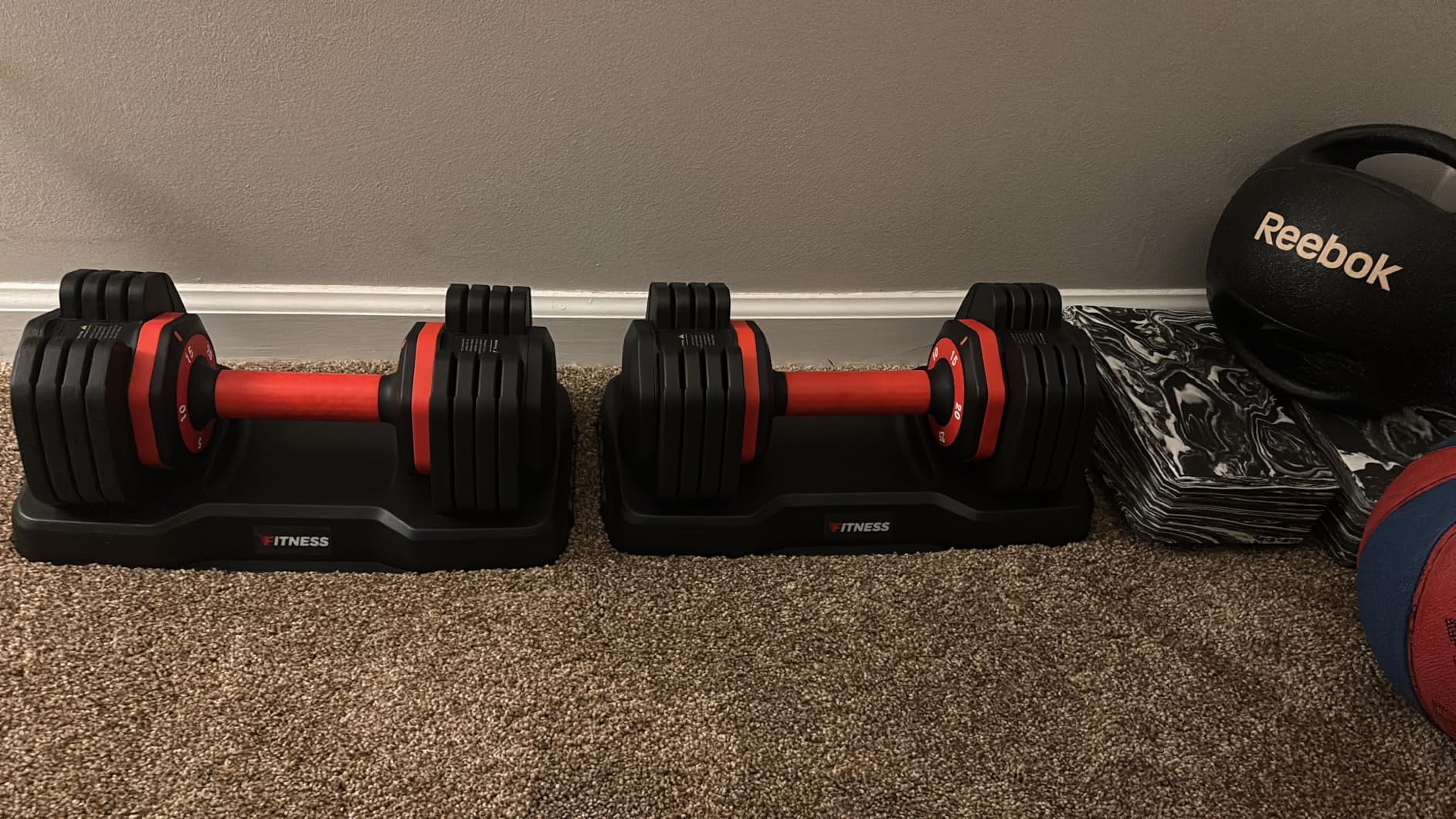 Rendpas Adjustable Dumbbells Set of 2, 1 Hand Adjustable Weights Dumbbells Set, 5 in 1/10 in 1 Free Dumbbell with Anti-Slip Texture Handle, 25/55/80lb Pair Weight Set For Home Gym Suit both Men and Women - Customer Photo 2