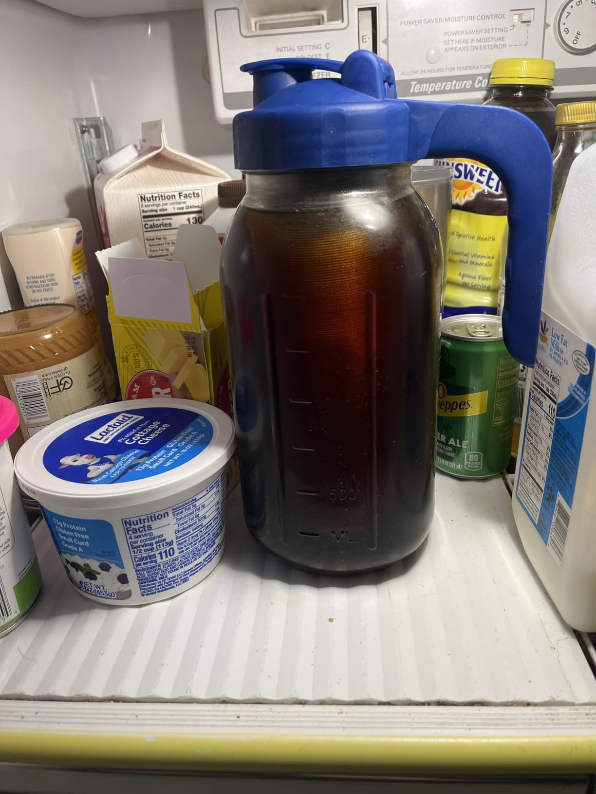 Cold Brew Coffee Maker Pitcher, 64 Oz Heavy Duty Glass Mason Jar Pitcher with V-shaped Pour Spout Handle Lid,Stainless Steel Filter for Iced Coffee,Iced tea,Fruit Drinks,lemonade - Black Customer Review Cold Brew Coffee Maker Pitcher, 64 Oz Heavy Duty Glass Mason Jar Pitcher with V-shaped Pour Spout Handle Lid,Stainless Steel Filter for Iced Coffee,Iced tea,Fruit Drinks,lemonade - Black - Customer Photo 1