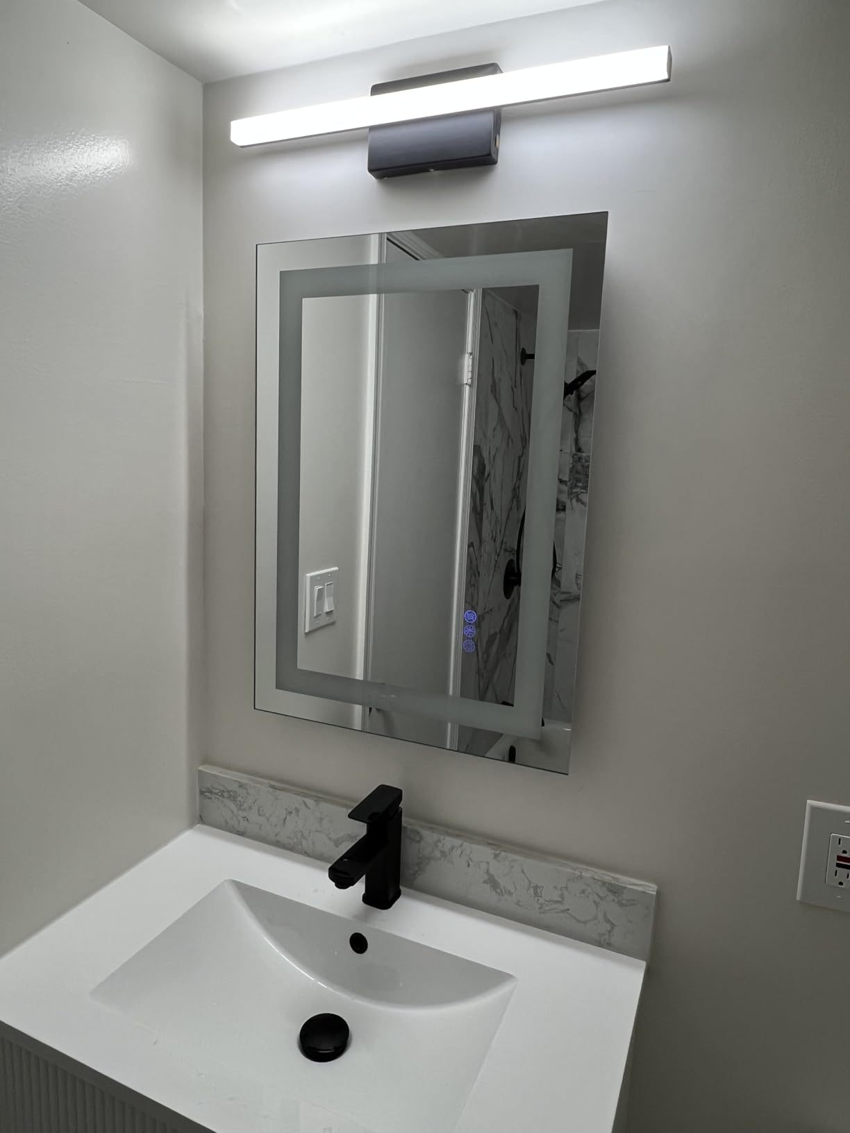 40X32 LED Bathroom Mirror with Lights, Anti-Fog, Dimmable, Backlit + Front Lit, Smart Bathroom Vanity Mirror, Memory Function, Shatterproof, Tempered Glass (Horizontal/Vertical) customer photo 2