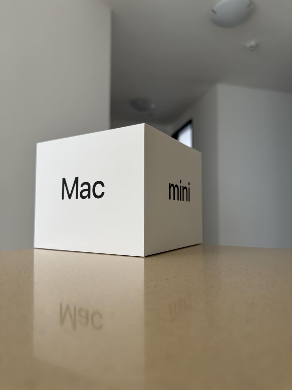 Apple 2024 Mac mini Desktop Computer with M4 chip with 10‑core CPU and 10‑core GPU: Built for Apple Intelligence, 16GB Unified Memory, 256GB SSD Storage, Gigabit Ethernet. Works with iPhone/iPad customer photo 1