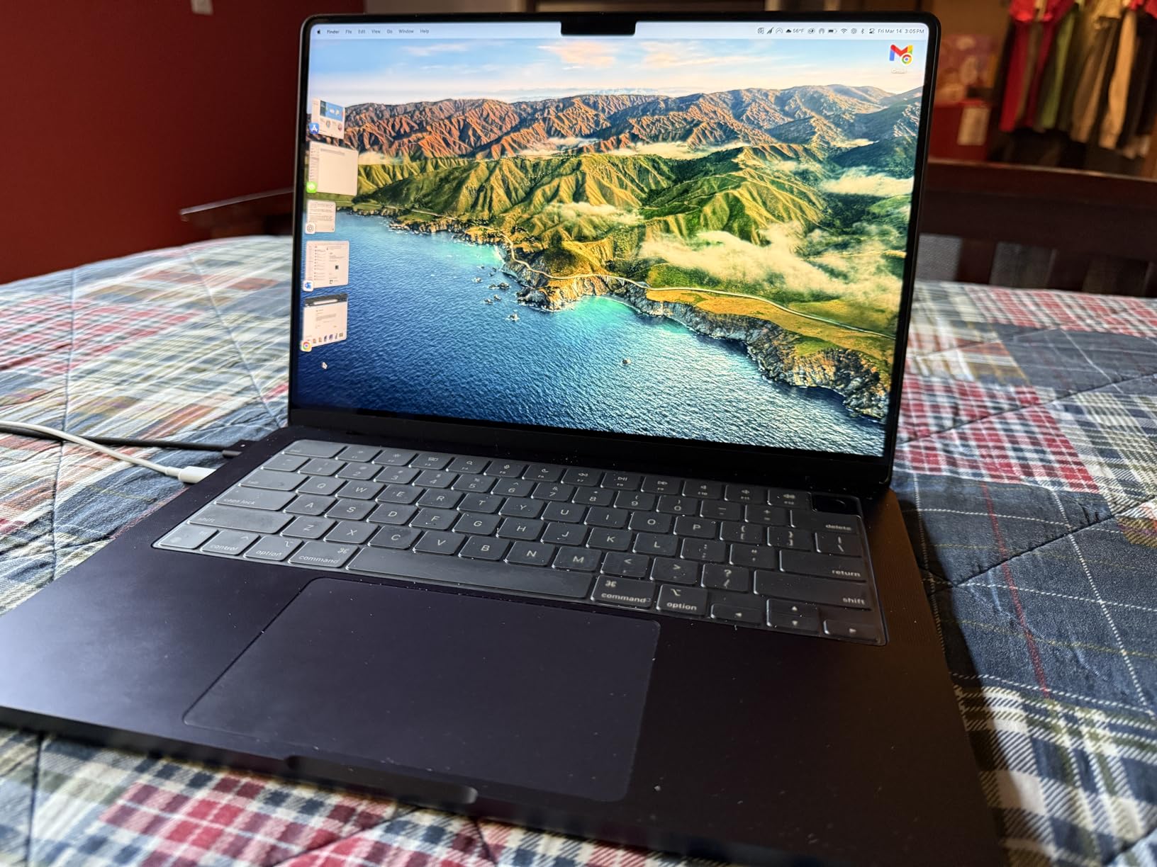 Apple 2024 MacBook Pro Laptop with M4 Pro, 12-core CPU, 16-core GPU: Built for Apple Intelligence, 14.2-inch Liquid Retina XDR Display, 24GB Unified Memory, 512GB SSD Storage; Silver - Customer Photo 5