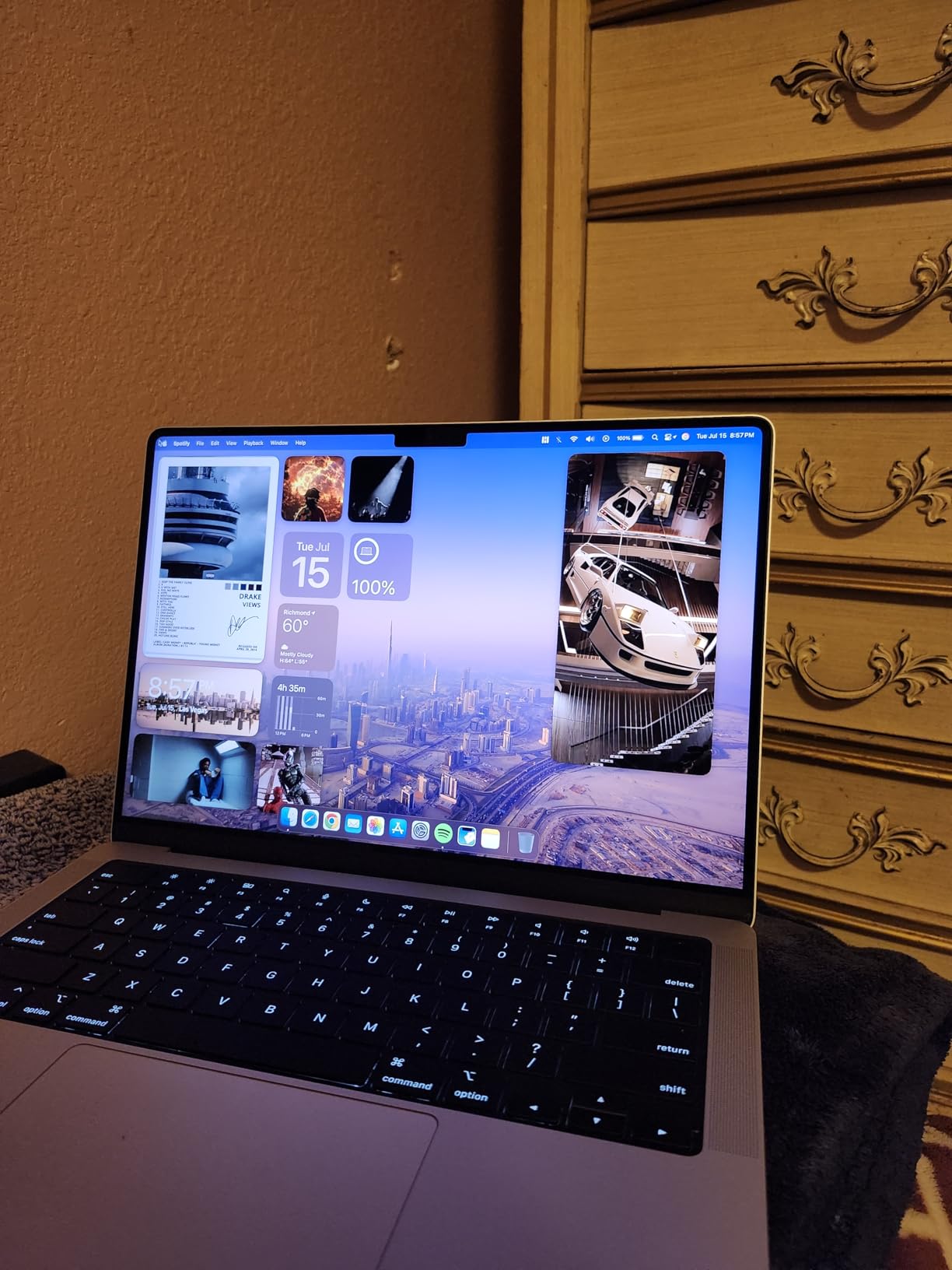 Apple 2024 MacBook Pro Laptop with M4 Pro, 12-core CPU, 16-core GPU: Built for Apple Intelligence, 14.2-inch Liquid Retina XDR Display, 24GB Unified Memory, 512GB SSD Storage; Space Black Customer Review Apple 2024 MacBook Pro Laptop with M4 Pro, 12-core CPU, 16-core GPU: Built for Apple Intelligence, 14.2-inch Liquid Retina XDR Display, 24GB Unified Memory, 512GB SSD Storage; Space Black - Customer Photo 3
