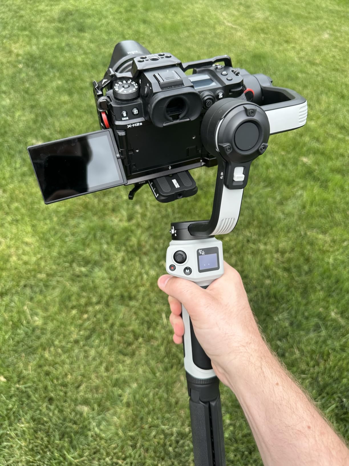 ZHIYUN CINEPEER Crane 4E 3-Axis Camera Gimbal Stabilizer for Canon/Sony/Panasonic/Nikon,Extendable Sling Grip Native Vertical Shooting Handheld Camera Gimbal Customer Review ZHIYUN CINEPEER Crane 4E 3-Axis Camera Gimbal Stabilizer for Canon/Sony/Panasonic/Nikon,Extendable Sling Grip Native Vertical Shooting Handheld Camera Gimbal - Customer Photo 2