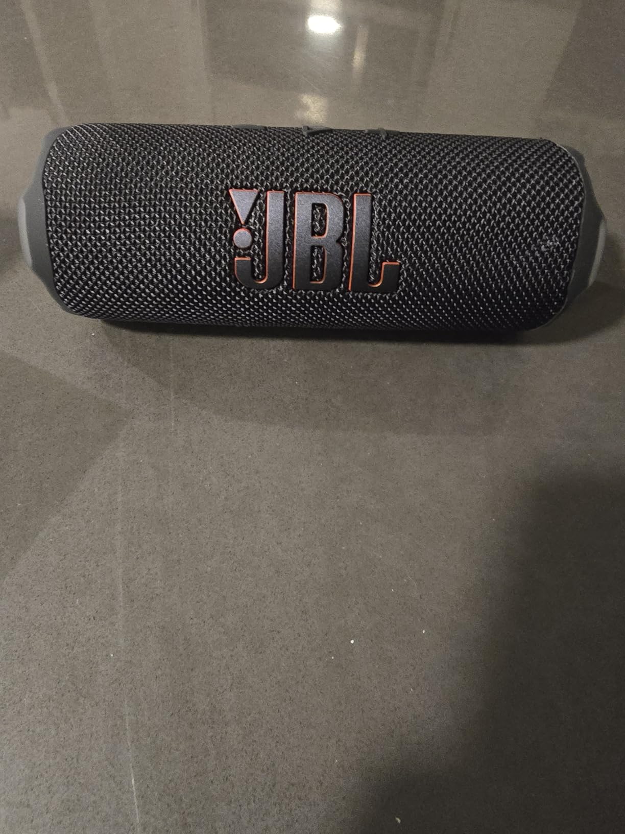 JBL Flip 7 - Portable Waterproof and Drop-Proof Speaker, Bold JBL Pro Sound with AI Boost, 16Hrs of Playtime, and PushLock System with Interchangeable Accessories (Blue) customer photo 2