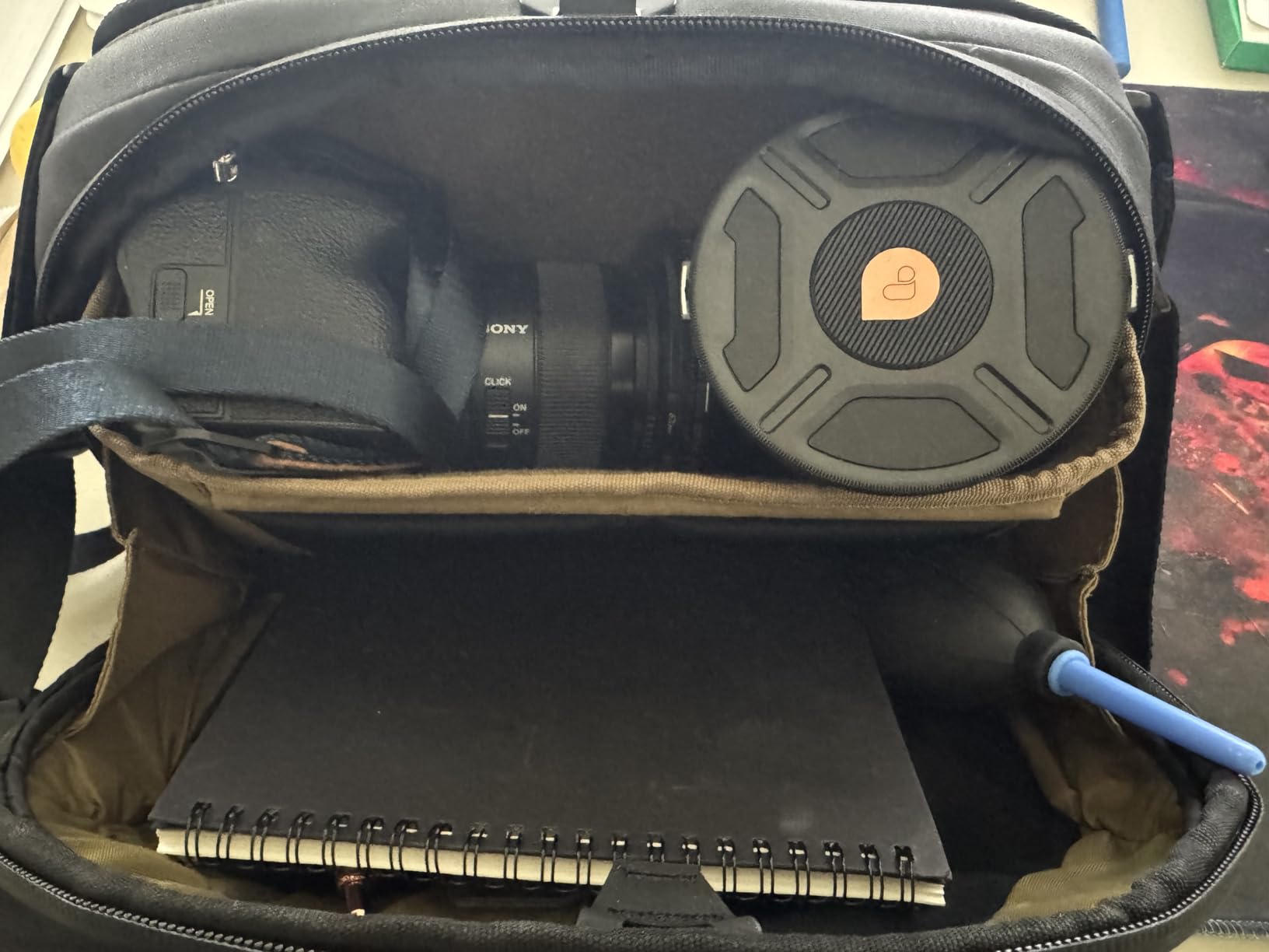 NOMATIC McKinnon Camera Messenger 13L: Versatile Camera Bag for Photographers with Quick Access, Secure Laptop Storage (Fits 14
