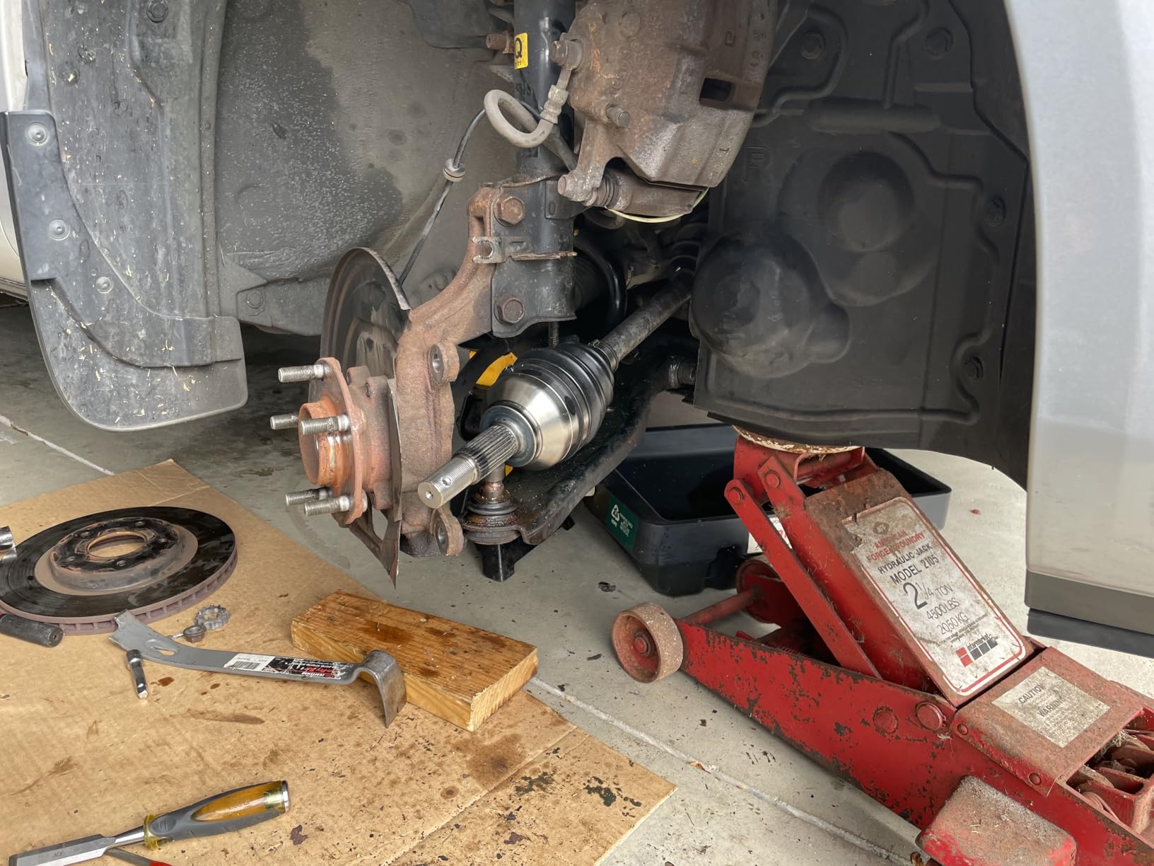 Seesii Impact Wrench 886 Ft-lbs(1200N.m), 1/2 High Torque Impact Gun with 21V 2x4.0Ah Battery, Electric Impact Driver, 2900IPM, 5 Socket, Cordless Impact Wrench for Home Car/Mower/Pickup/Truck RV Customer Review Seesii Impact Wrench 886 Ft-lbs(1200N.m), 1/2 High Torque Impact Gun with 21V 2x4.0Ah Battery, Electric Impact Driver, 2900IPM, 5 Socket, Cordless Impact Wrench for Home Car/Mower/Pickup/Truck RV - Customer Photo 2