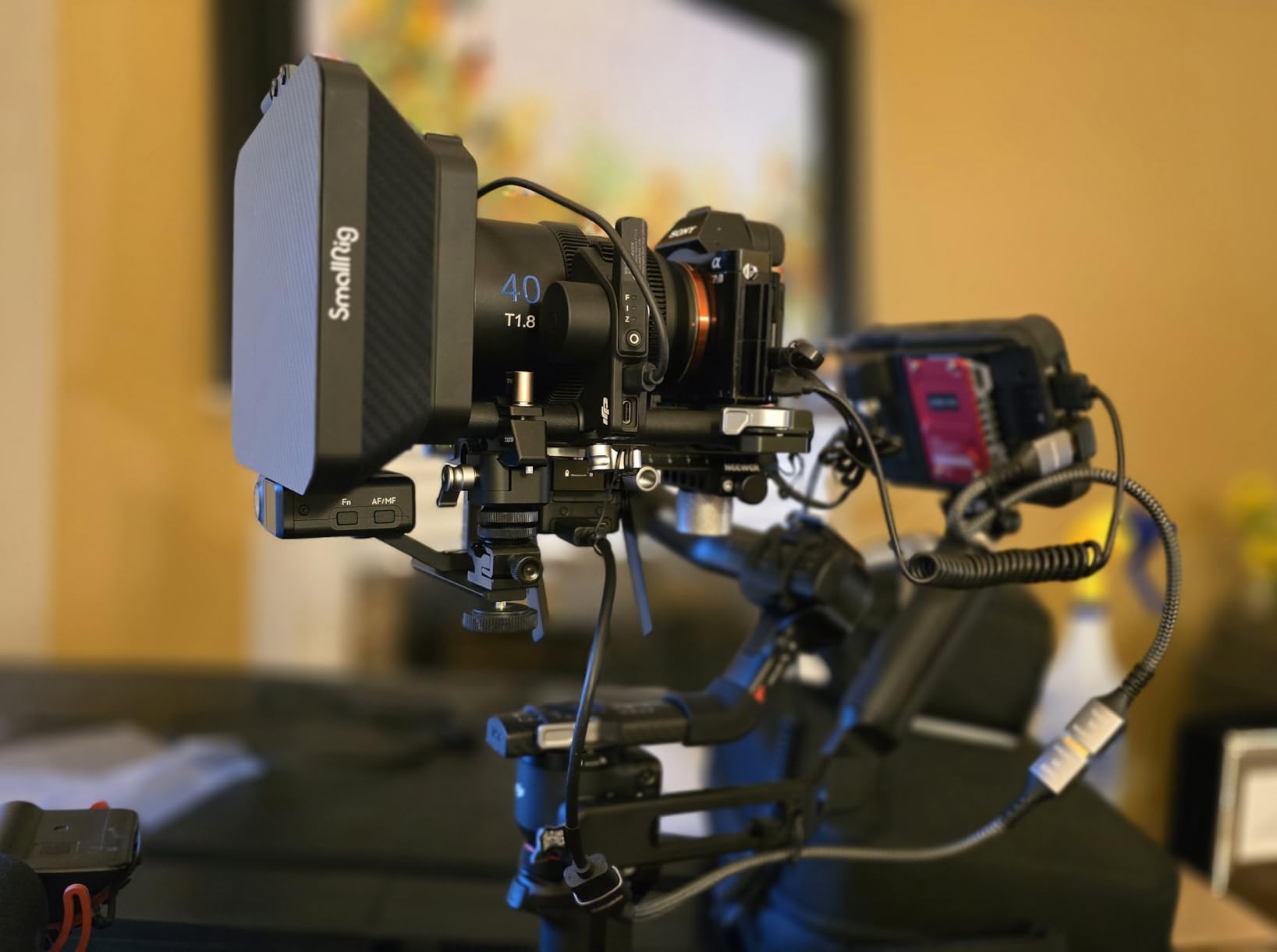SIRUI 40mm T1.8 1.33X Anamorphic Lens, S35 Autofocus Lens for Z Mount Cameras, Neutral Flare - Customer Photo 1