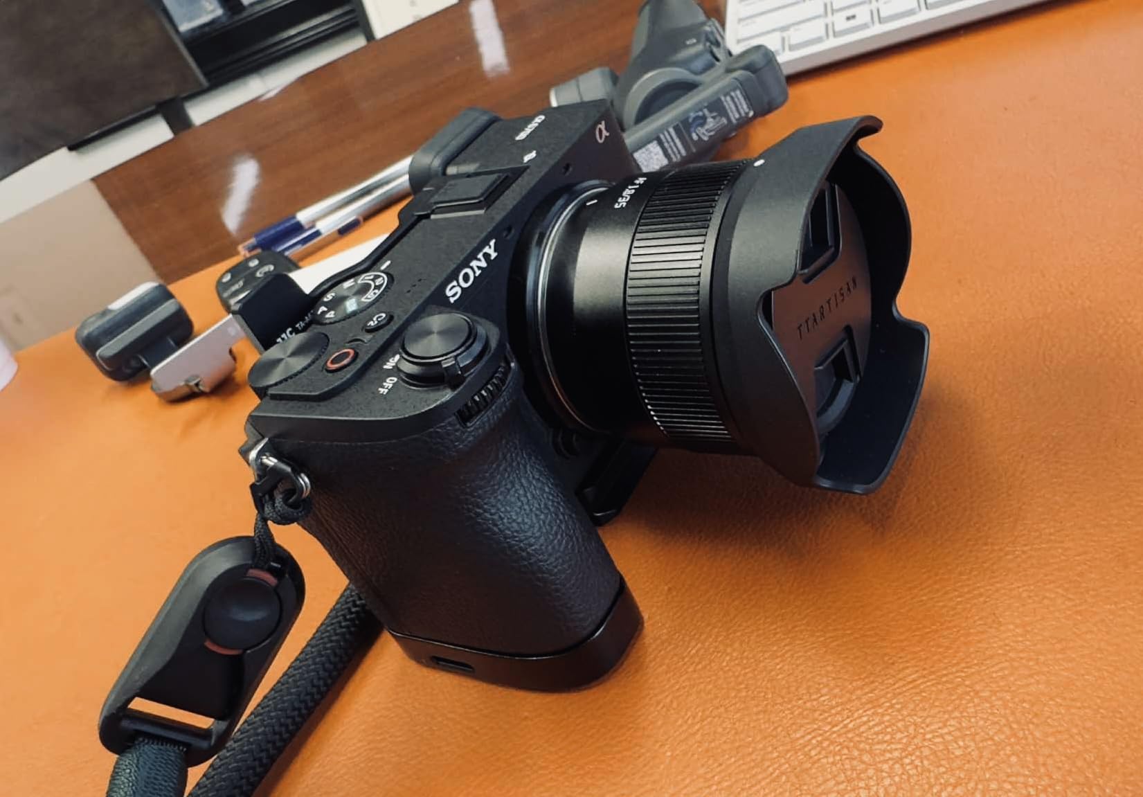 TTArtisan AF 35mm F1.8 II Auto Focus Lens APS-C Compatible with Sony E-Mount Mirrorless Cameras - Customer Photo 2