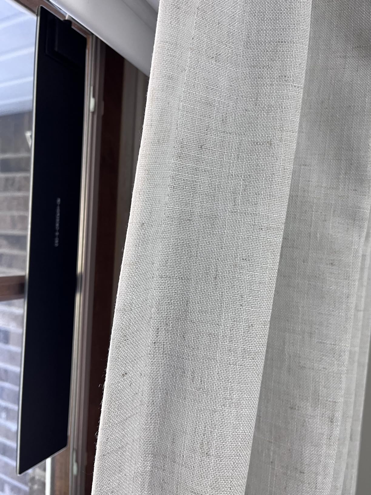HeyBlinds Motorized Blinds with Remote, 100% Blackout Smart Blinds, Automatic Shades for Windows, Electric Window Coverings, Compatible with Alexa Google and Homekit Customer Review HeyBlinds Motorized Blinds with Remote, 100% Blackout Smart Blinds, Automatic Shades for Windows, Electric Window Coverings, Compatible with Alexa Google and Homekit - Customer Photo 1